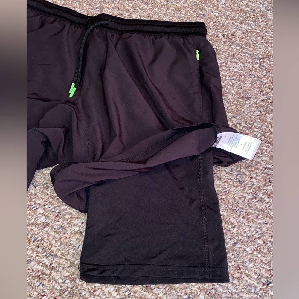Running Shorts w/ Spandex Liner - Grand AC, Large - Picture 4 of 7